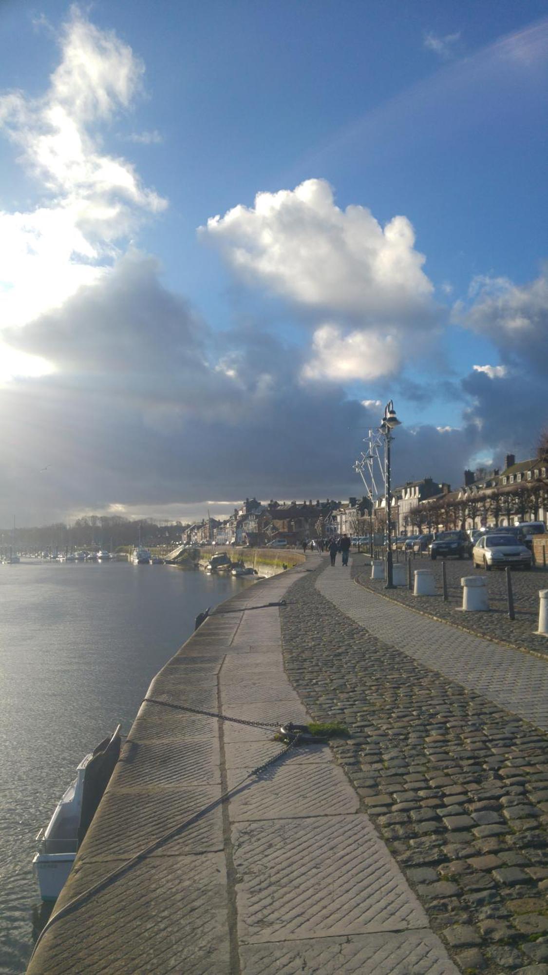 Odyssee Sur Peniche Saint-Valery-sur-Somme